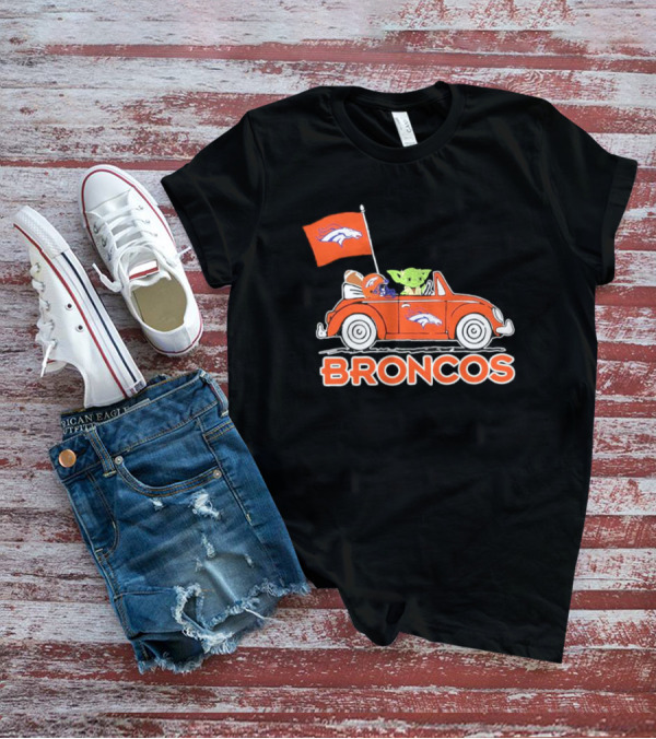 Yoda With Helmet In Denver Broncos Car With Flag T-Shirt