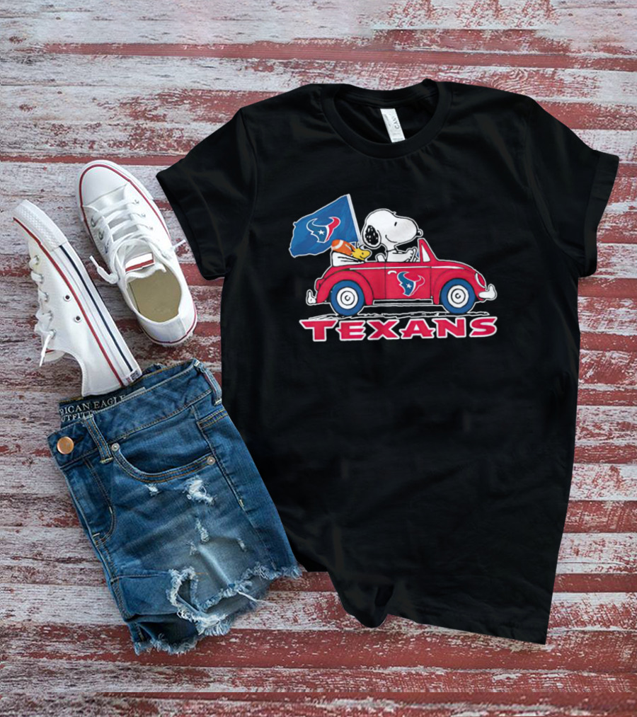 Snoopy And Woodstock Driving Car Texans Flag T-Shirt