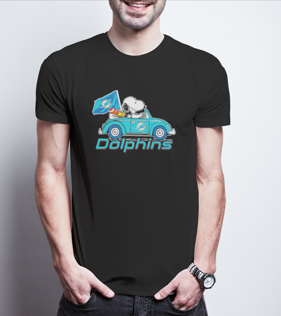 Snoopy And Woodstock Driving Car Miami Dolphins Flag T-Shirt