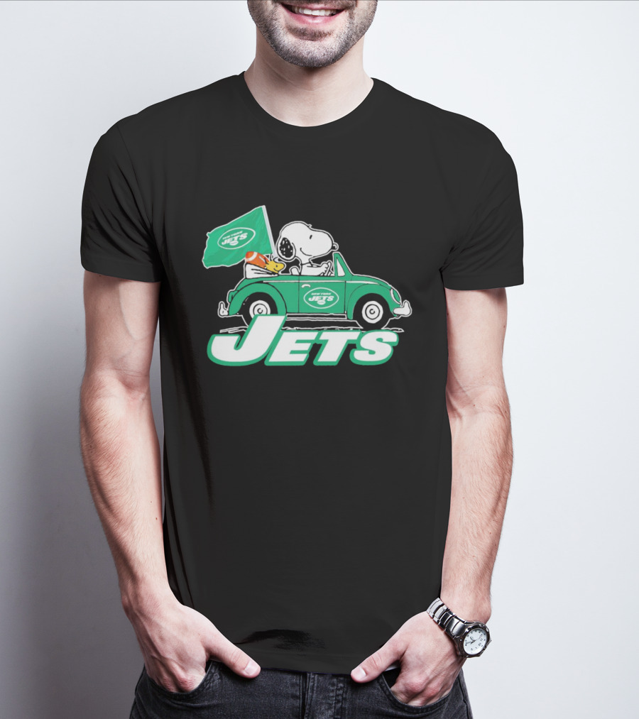 Snoopy And Woodstock Driving New York Jets Car With Flag T-Shirt