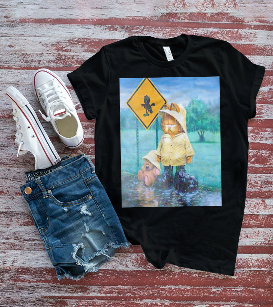 Garfield Rainy Day Yellow Jacket Relaxation T-Shirt
