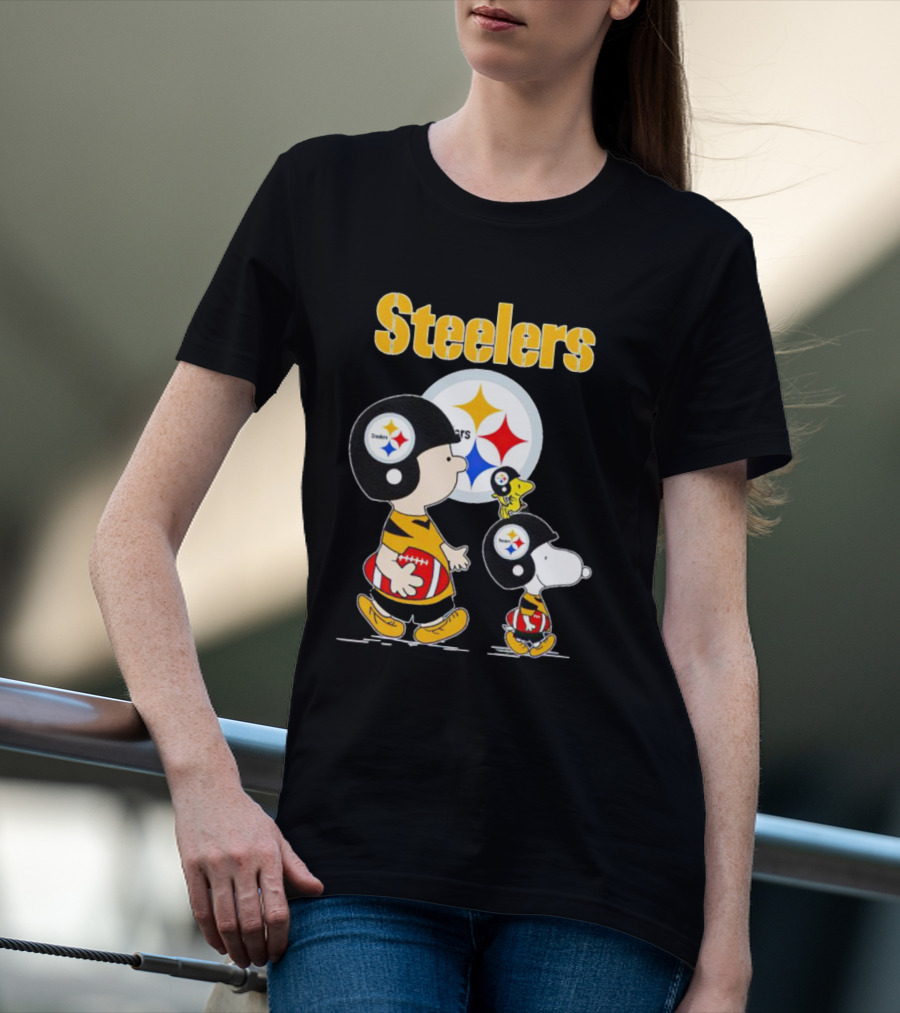 Peanuts Characters With Steelers Football Helmets T-Shirt