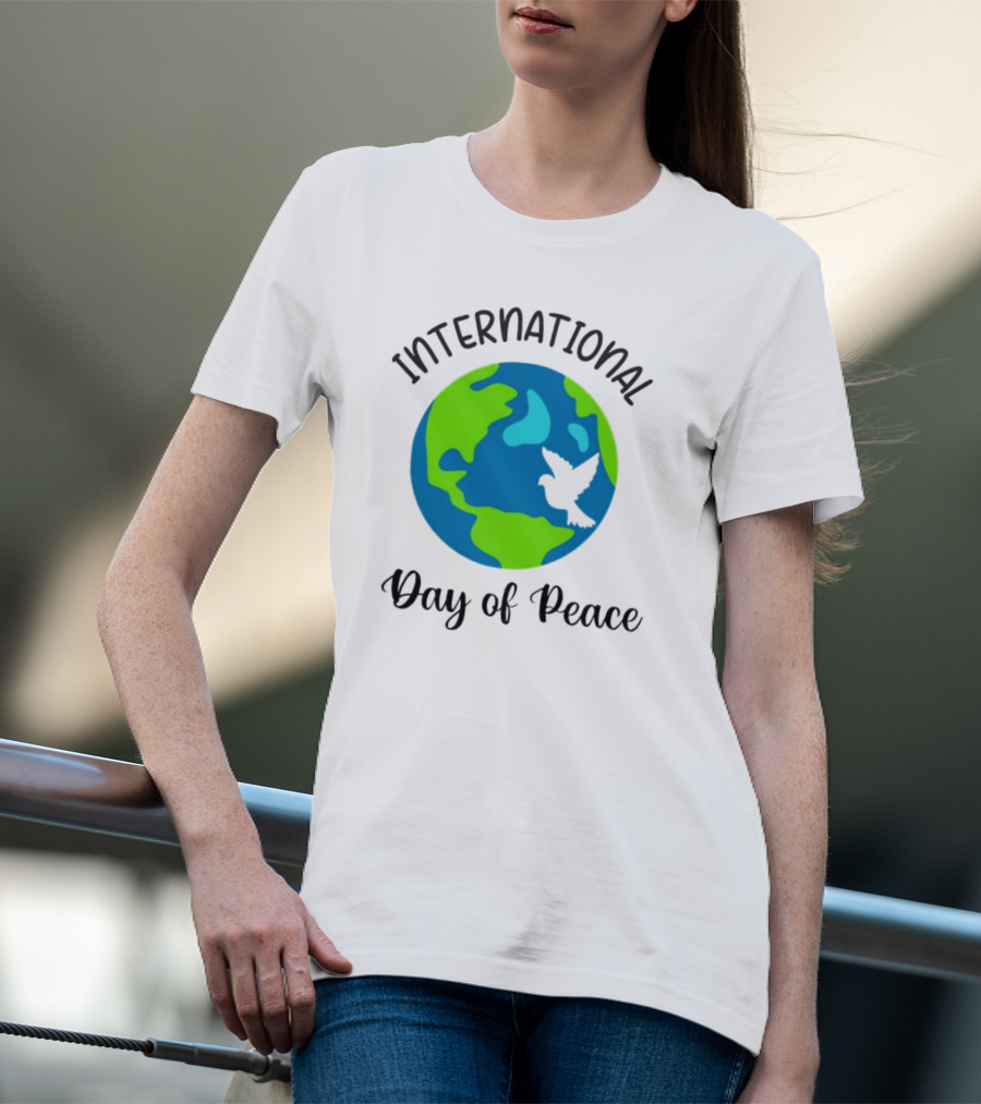 International Day Of Peace Earth With Dove T-Shirt