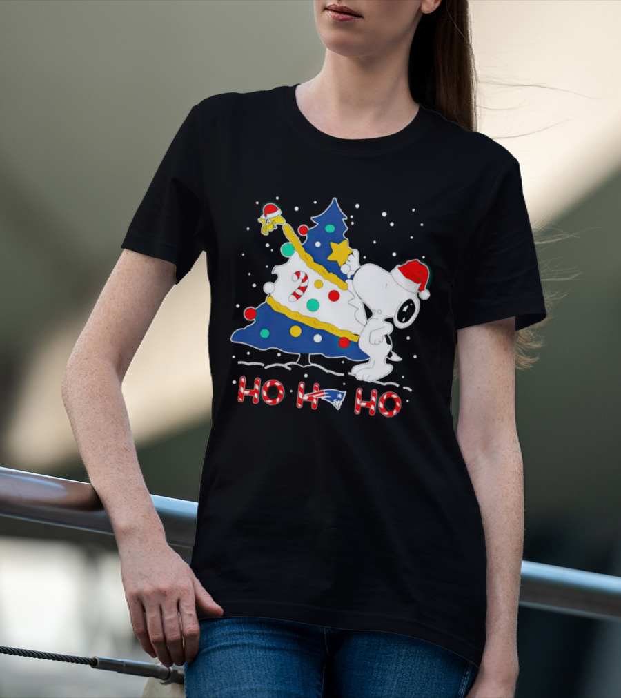 Snoopy Woodstock Decorating Christmas Tree New England Patriots Ho Ho Ho T-Shirt