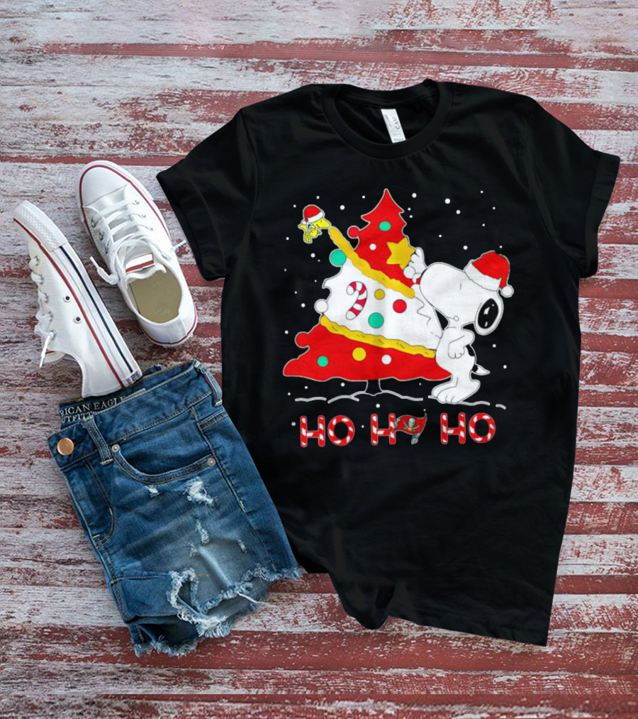 Snoopy And Woodstock Ho Ho Ho Christmas Tampa Bay Buccaneers T-Shirt