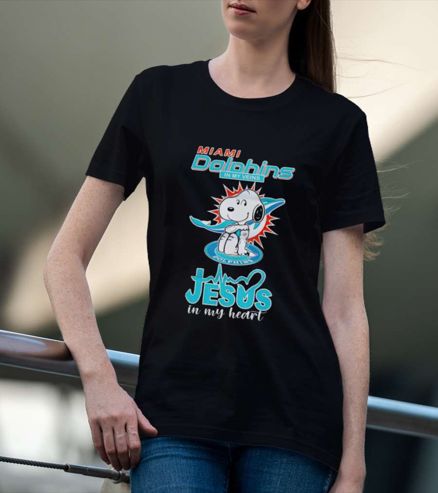 Snoopy Miami Dolphins In My Veins Jesus In My Heart T-Shirt