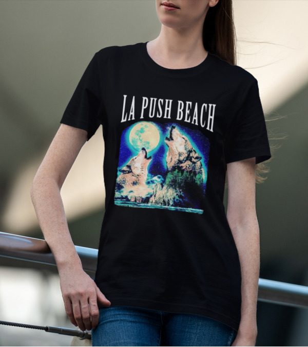 La Push Beach Wolves Howling At Full Moon T-Shirt