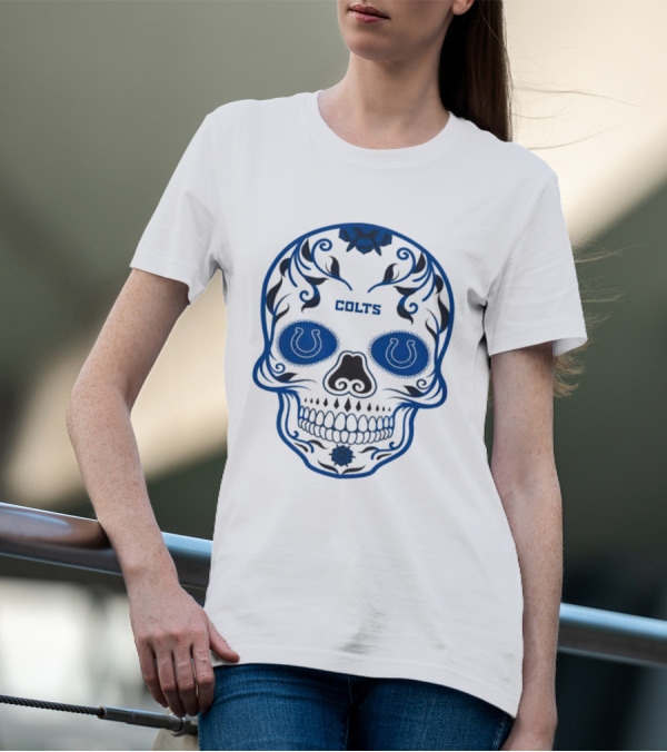 Colts Blue Decorative Skull With Horseshoe Motif T-Shirt