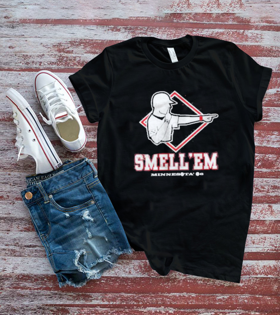 Smell 'Em Minnesota '06 Johan Santana T-Shirt