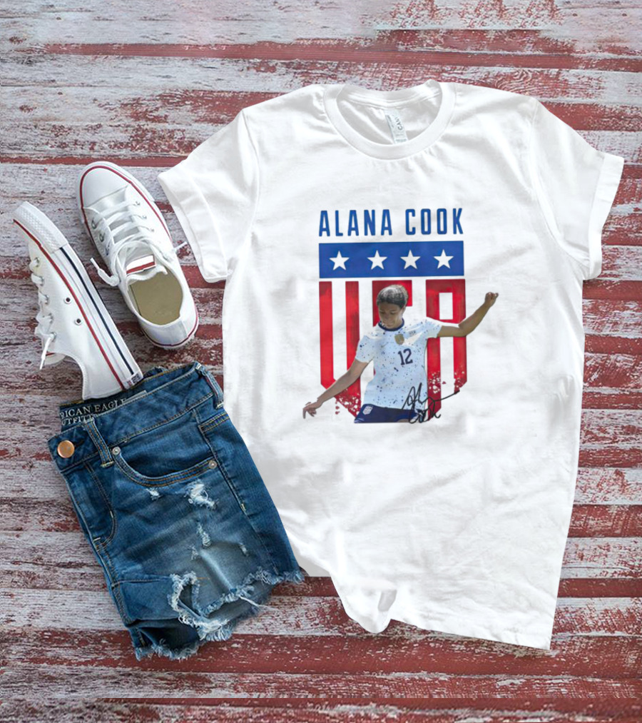 Alana Cook US Soccer Star #12 USA Shield And Signature T-Shirt