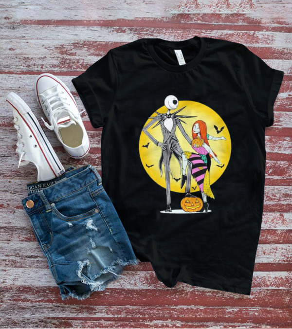 Jack And Sally Halloween Pumpkin Scene With Bats In The Nightmare Before Rumours T-Shirt