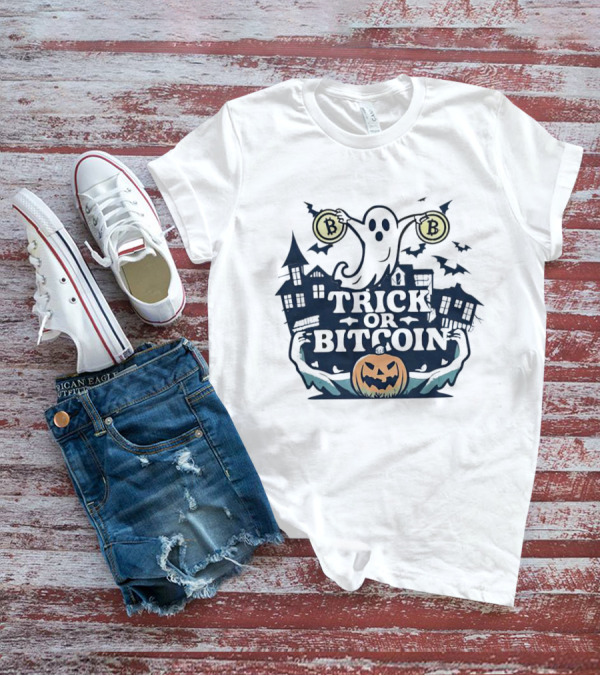 Trick Or Bitcoin Ghost Halloween Haunted House Jack-o'-Lantern T-Shirt