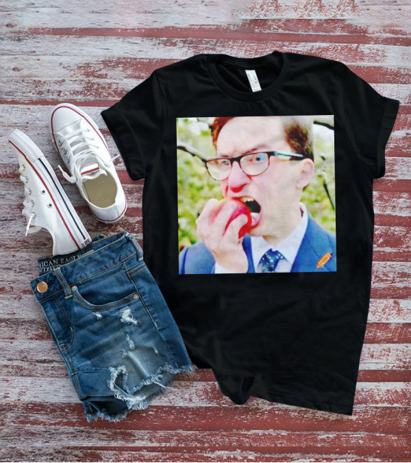 Pierre Poilievre Eating Apple In Suit And Glasses T-Shirt
