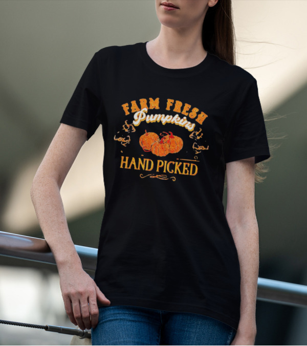Farm Fresh Pumpkins Hand Picked Halloween Harvest T-Shirt