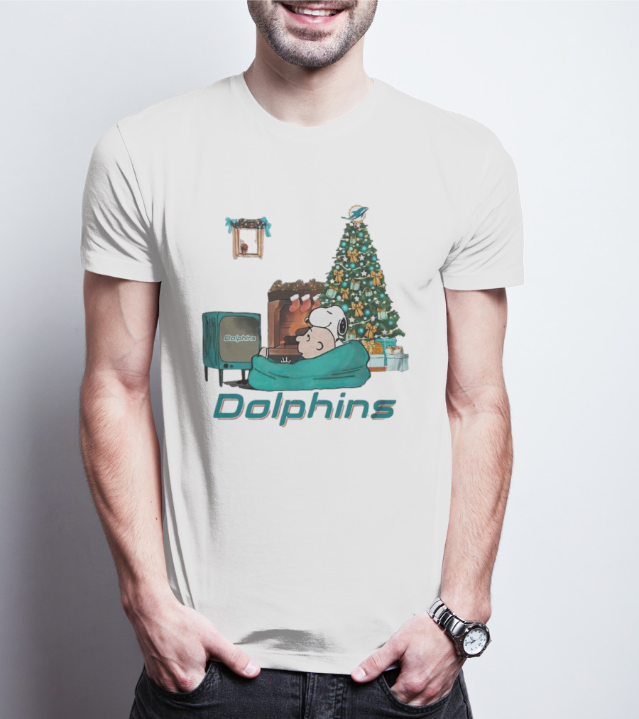 Charlie Brown Snoopy Watching Dolphins TV Christmas Tree T-Shirt