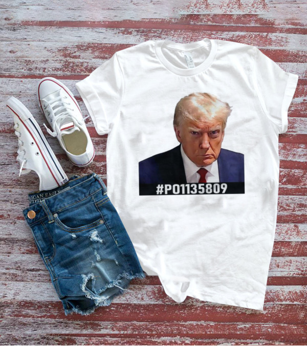 Donald Trump #P01135809 Surrender Mugshot T-Shirt