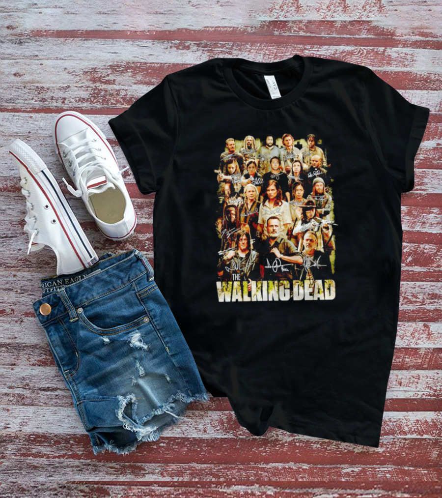 The Walking Dead Cast Image With Character Signatures T-Shirt
