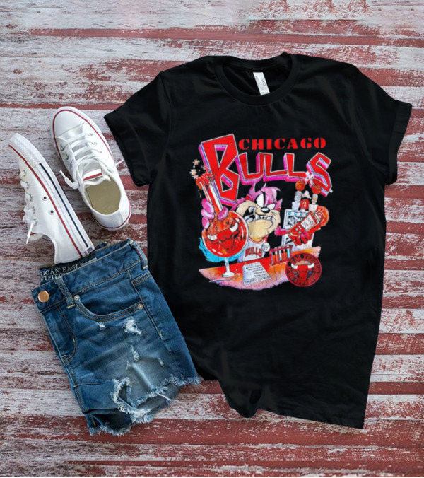 Chicago Bulls Taz NBA Mixology Martian Laboratory Mayhem T-Shirt