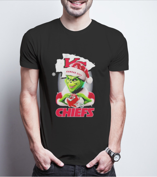Kansas City Chiefs Christmas Grinch In Santa Hat Holding Football T-Shirt