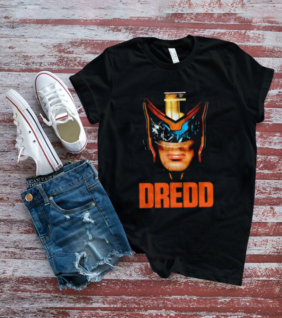 Judge Dredd Helmet Vintage Retro Dredd T-Shirt