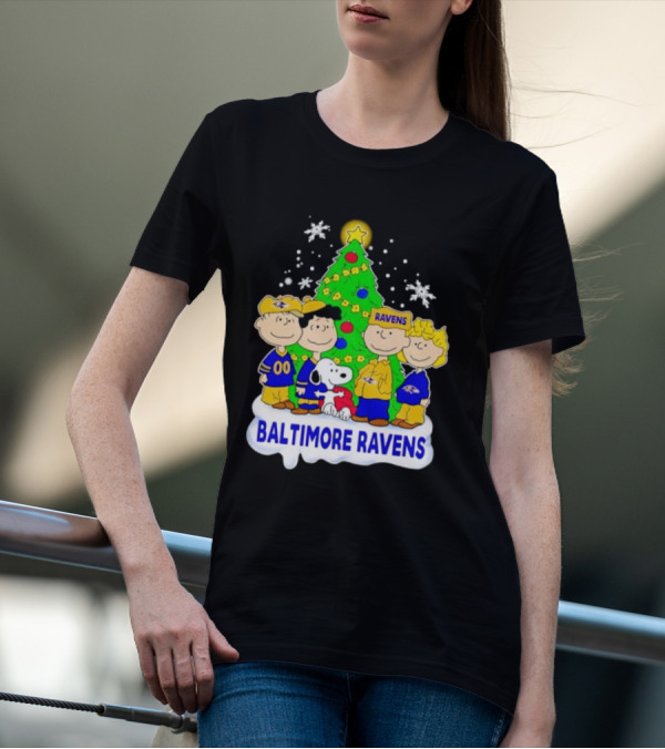 Baltimore Ravens Christmas Tree With Peanuts Characters T-Shirt