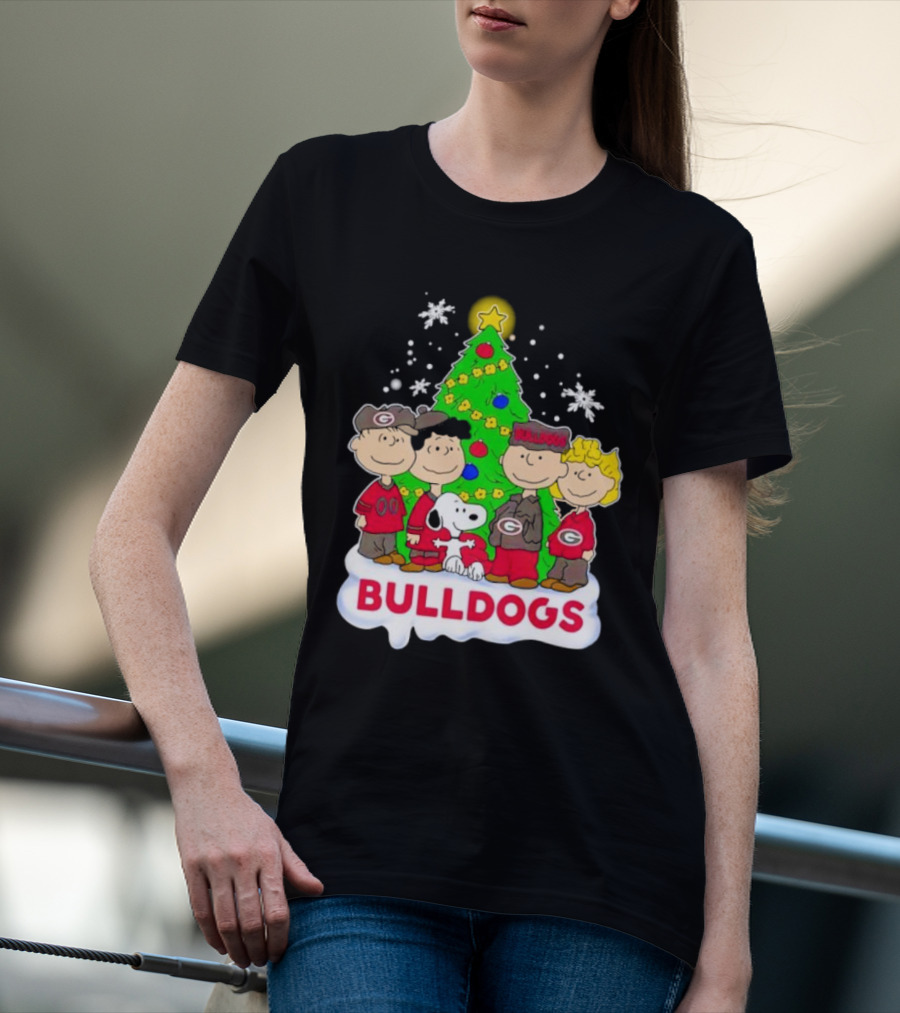 Peanuts Characters Georgia Bulldogs Christmas Tree Bulldogs T-Shirt
