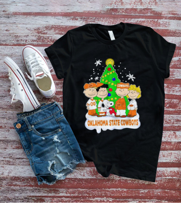 Peanuts Characters Oklahoma State Cowboys Christmas Tree T-Shirt