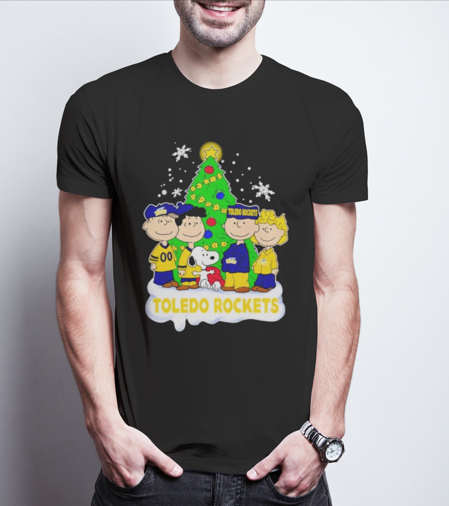 Peanuts Toledo Rockets Christmas Tree With Snoopy And Friends T-Shirt
