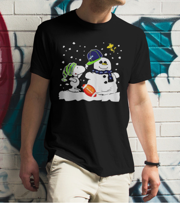 Seattle Seahawks Snoopy Snowman Hat Winter Football Scene T-Shirt