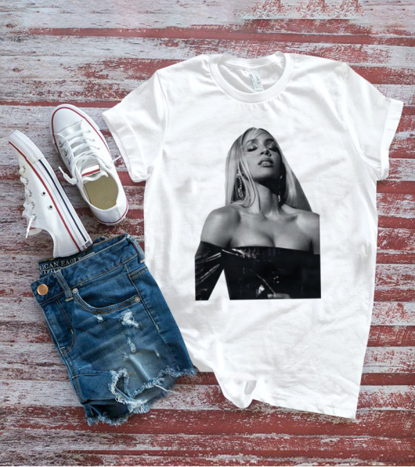 Kelly Rowland Krew Iconic Black And White Fashion Pose T-Shirt