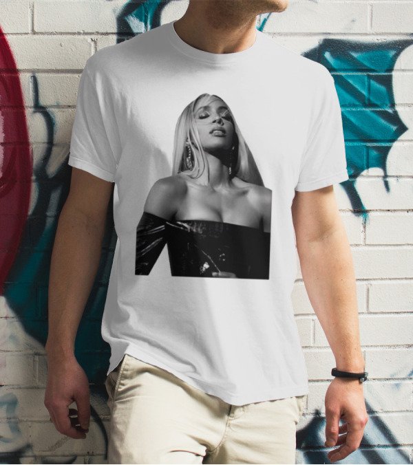 Kelly Rowland Krew Iconic Black And White Fashion Pose T-Shirt