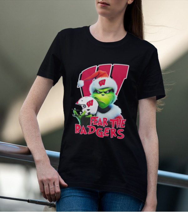 Grinch Fear The Badgers Wisconsin Christmas Football T-Shirt