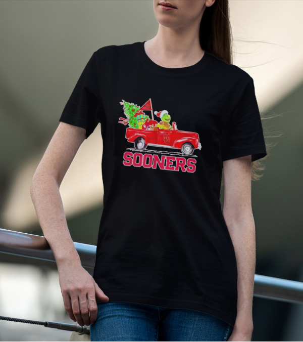 Sooners Grinch Driving Red Truck With Christmas Tree And Gifts T-Shirt