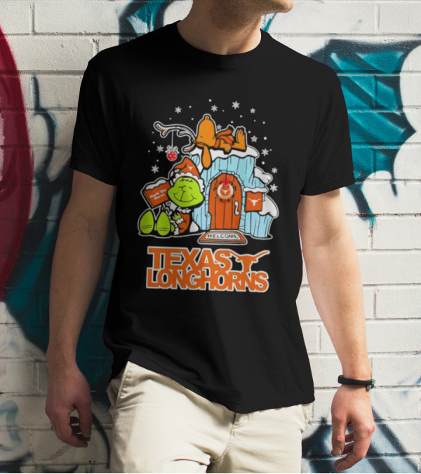 Peanuts Texas Longhorns Grinch Snoopy Merry Xmas Welcome T-Shirt
