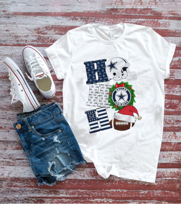 Dallas Cowboys Helmet Wreath Football Christmas Ho Ho Ho Merry Christmas T-Shirt