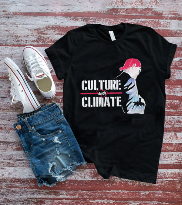 CULTURE OVER CLIMATE Red Cap Figure T-Shirt