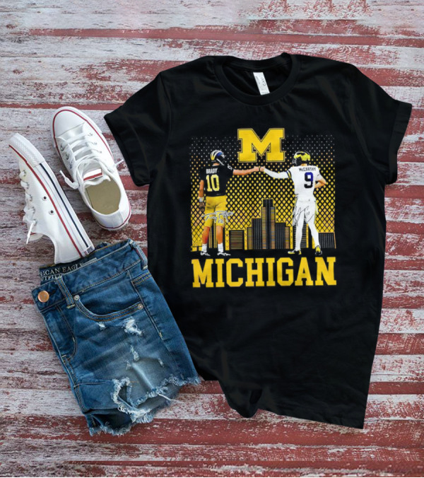 Michigan Wolverines Tom Brady Jj McCarthy Iconic Players Fist Bump Skyline T-Shirt