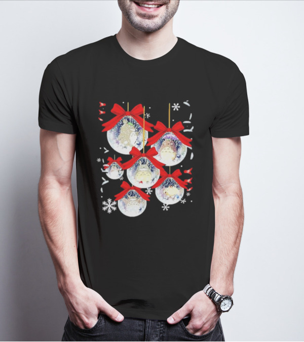 Totoro Chibi Christmas Ornaments With Snowflakes And Red Bows T-Shirt