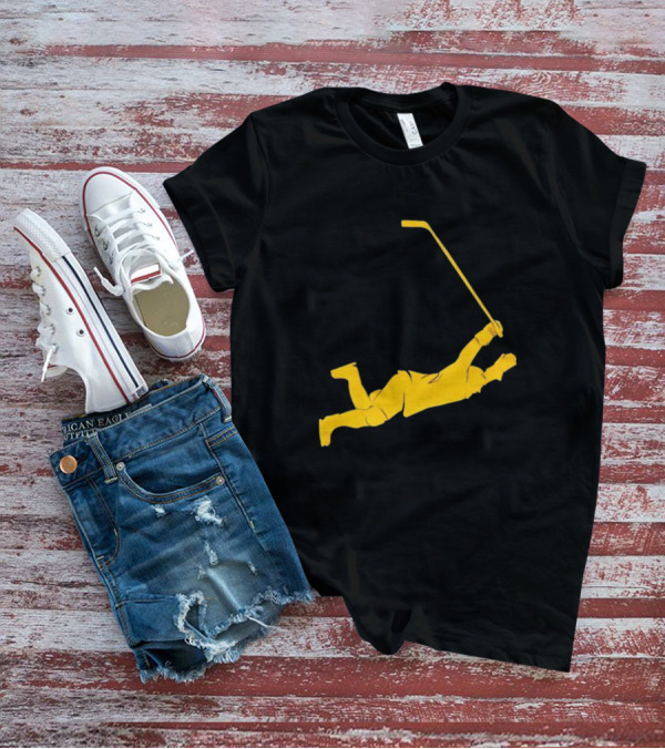 Bobby Orr Flying Hockey T-Shirt