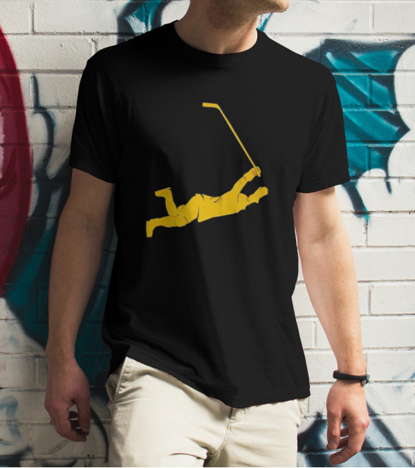 Bobby Orr Flying Hockey T-Shirt