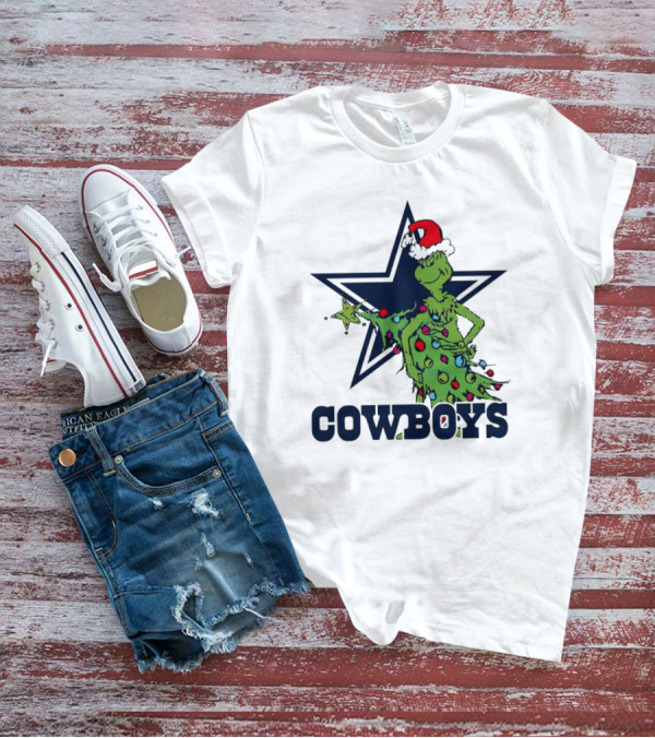 Dallas Cowboys Grinch In Santa Hat With Christmas Tree And Star T-Shirt
