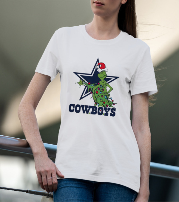 Dallas Cowboys Grinch In Santa Hat With Christmas Tree And Star T-Shirt