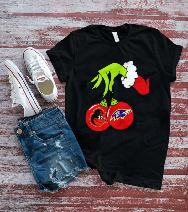 Grinch Hand Holding Baltimore Ravens And Orioles Christmas Ornaments T-Shirt