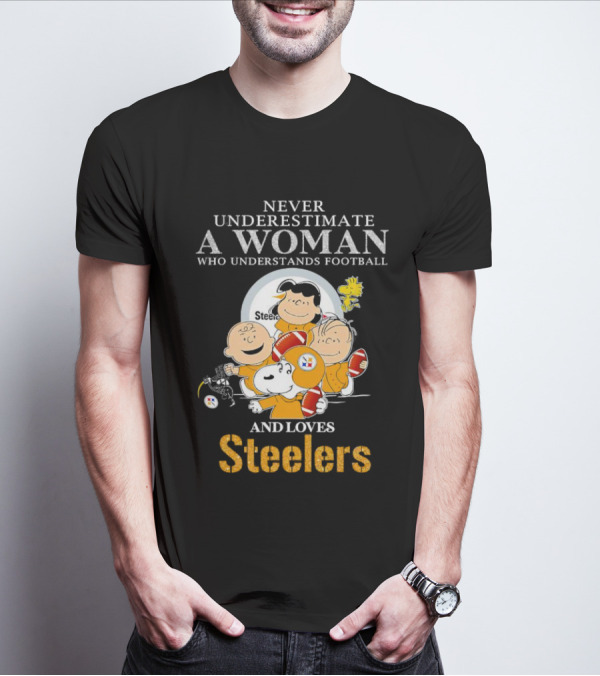 Peanuts Characters Never Underestimate A Woman Who Loves Steelers Football T-Shirt