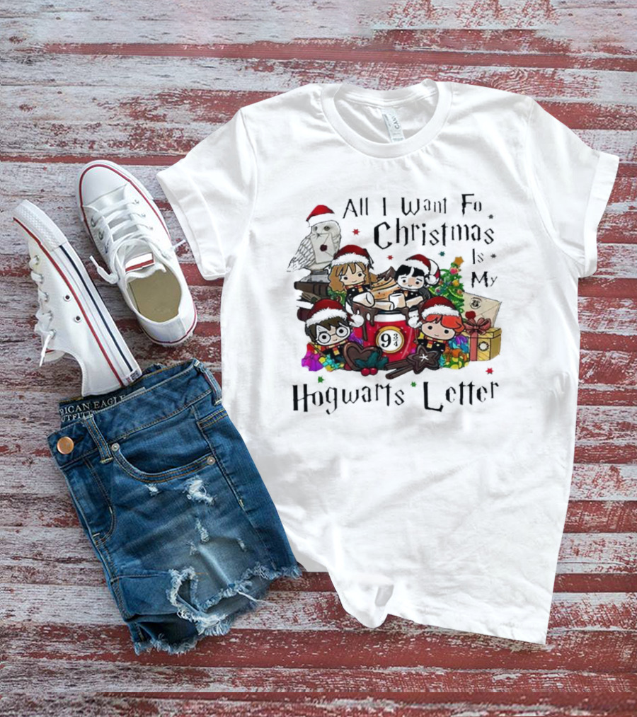 All I Want For Christmas Is My Hogwarts Letter Platform 9¾ With Owl Santa Hats And Gifts T-Shirt