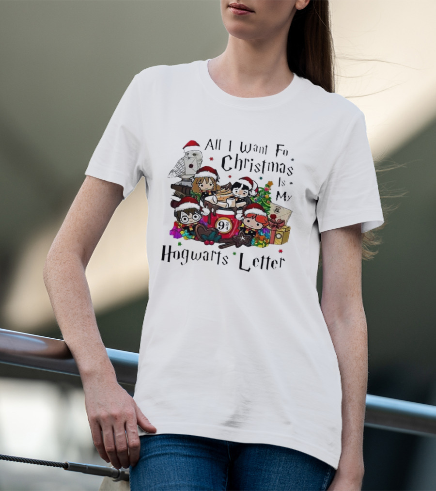 All I Want For Christmas Is My Hogwarts Letter Platform 9¾ With Owl Santa Hats And Gifts T-Shirt