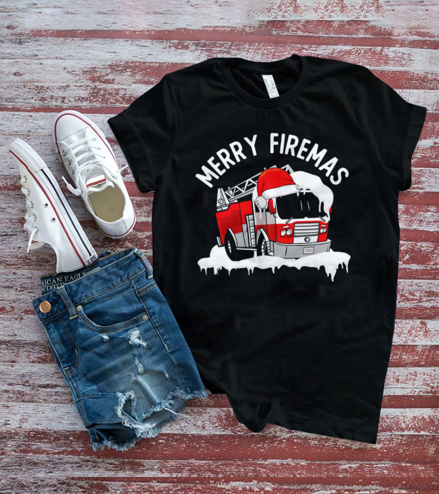 Merry Firemas Fire Truck Santa Hat Christmas T-Shirt