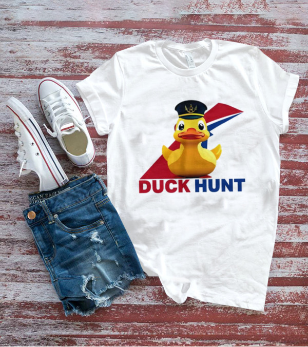 Cruising Duck Hunt Captain Rubber Duck Navy T-Shirt