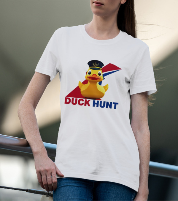 Cruising Duck Hunt Captain Rubber Duck Navy T-Shirt