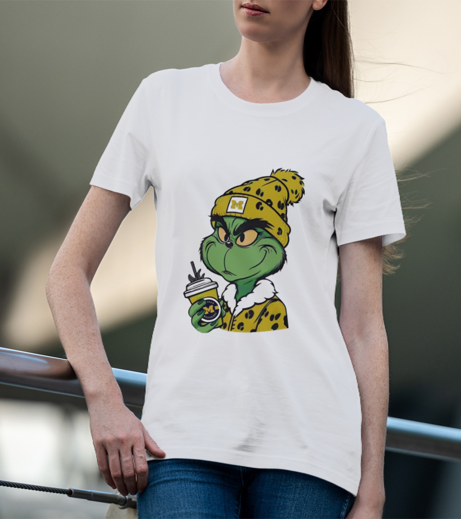 Grinch Boujee Michigan Wolverines M Logo Winter Outfit Coffee Cup T-Shirt